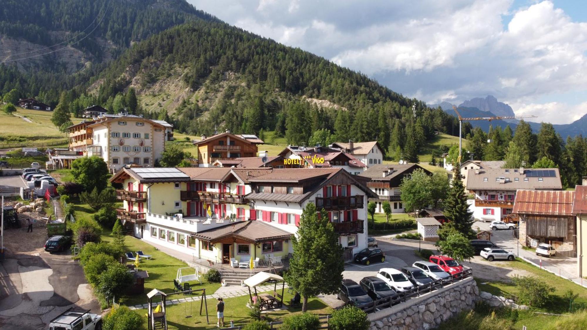 Hotel Vigo Vigo di Fassa Εξωτερικό φωτογραφία